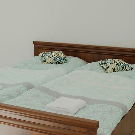 ברזנו Apartman Emily מראה חיצוני תמונה