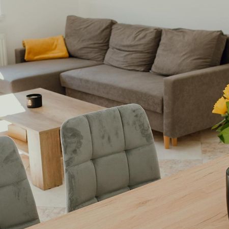 ברזנו Apartman Emily מראה חיצוני תמונה