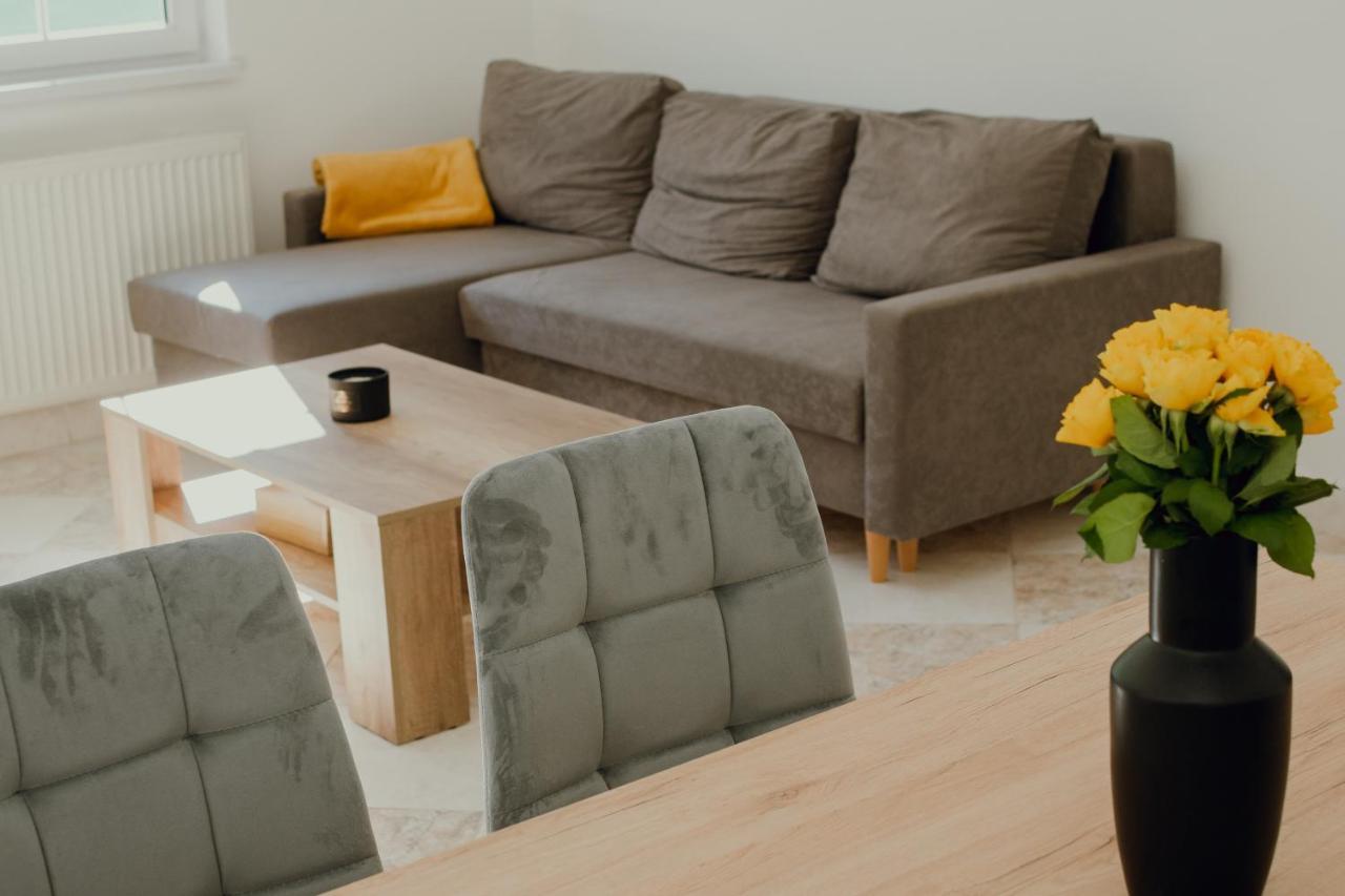 ברזנו Apartman Emily מראה חיצוני תמונה